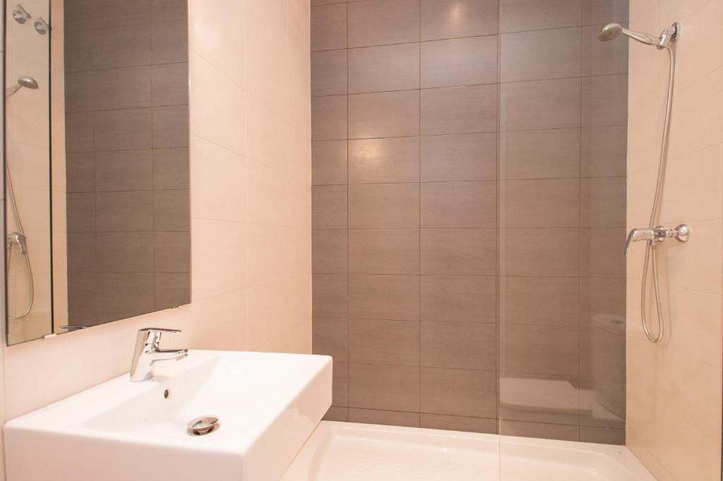 Short Stay Group Gracia Serviced Apartments Barcelona Habitación foto